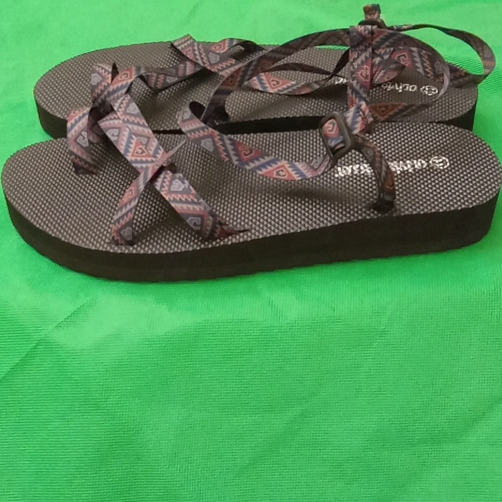 Olivia miller multicolored sandals size 11